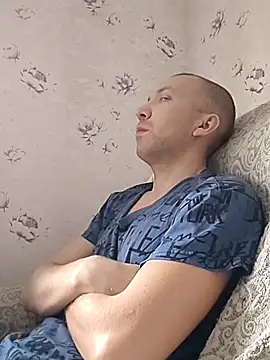 MityaXLoves online show from April 4, 5:03 am