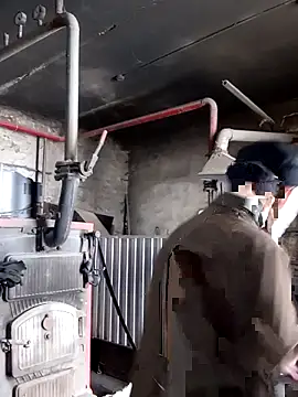 Snapshot of MityaXLoves chatting on February 24, 6:47 am MityaXLoves online show from February 24, 6:47 am