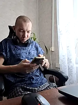 Snapshot of MityaXLoves chatting on February 7, 5:15 am MityaXLoves online show from February 7, 5:15 am