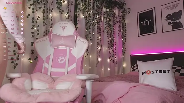 jelli jenni online show from December 16, 5:06 am