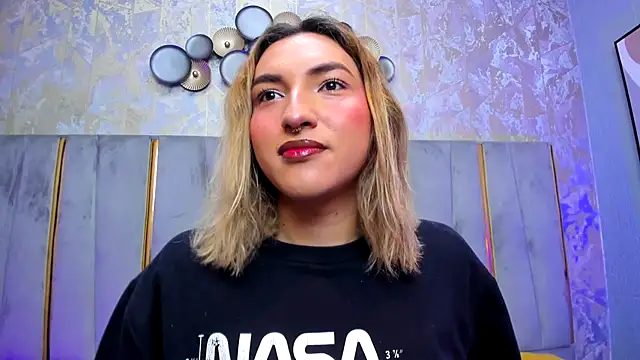 TomLondon  online show from November 23, 12:04 pm