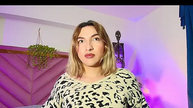 Snapshot of TomLondon_ chatting on October 12, 12:06 pm TomLondon online show from October 12, 12:06 pm
