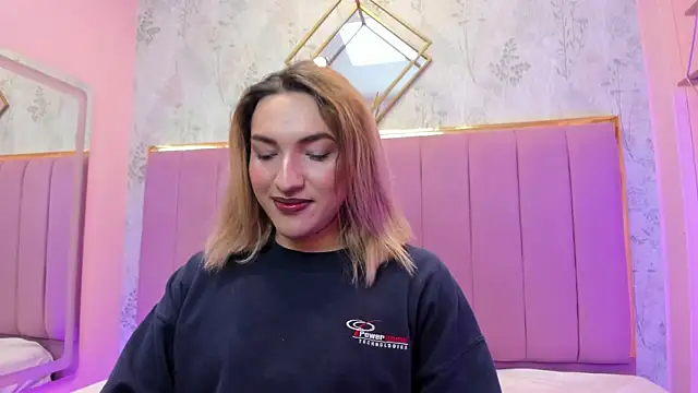 TomLondon  online show from November 30, 11:55 am