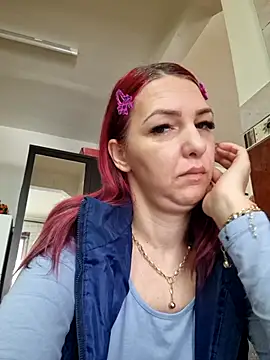 Snapshot of Evadesirex46 chatting on February 22, 7:11 am Evadesirex46 online show from February 22, 7:11 am