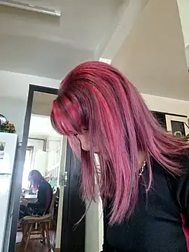 Snapshot of Evadesirex46 chatting on February 3, 12:21 pm Evadesirex46 online show from February 3, 12:21 pm