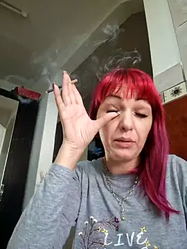 Snapshot of Evadesirex46 chatting on November 1, 7:02 am Evadesirex46 online show from November 1, 7:02 am