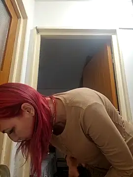 Snapshot of Evadesirex46 chatting on November 3, 6:51 am Evadesirex46 online show from November 3, 6:51 am