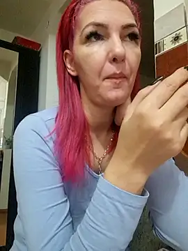 Snapshot of Evadesirex46 chatting on November 27, 6:47 am Evadesirex46 online show from November 27, 6:47 am