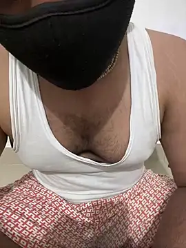 Snapshot of dick69lil chatting on October 27, 4:41 pm dick69lil online show from October 27, 4:41 pm