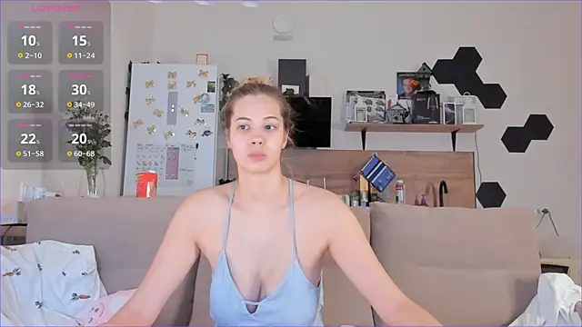 Girl alone home online show from October 31, 3:36 am