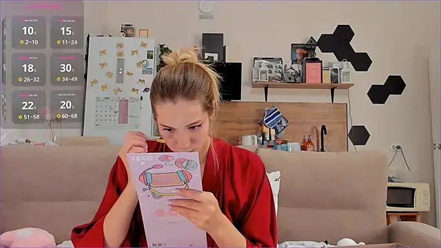 Girl alone home online show from November 5, 3:48 pm