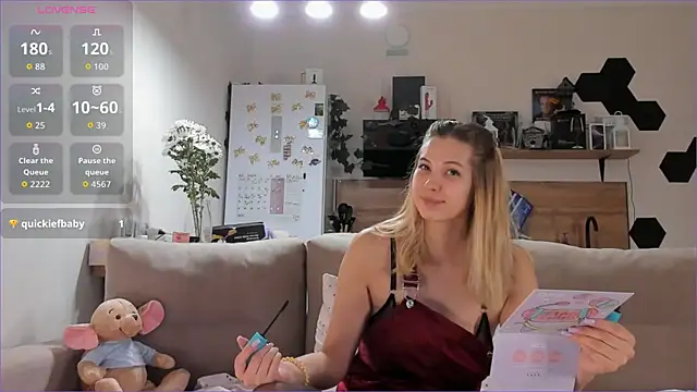 Girl alone home online show from October 24, 4:06 pm