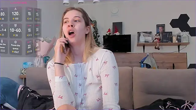 Girl alone home online show from March 26, 3:49 am