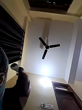 Snapshot of villagb12 chatting on December 28, 11:59 pm villagb12 online show from December 28, 11:59 pm