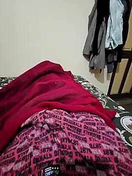 Snapshot of villagb12 chatting on November 30, 5:14 pm villagb12 online show from November 30, 5:14 pm