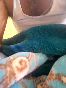 Snapshot of villagb12 chatting on December 26, 6:01 pm villagb12 online show from December 26, 6:01 pm