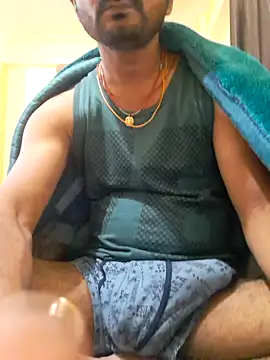 Snapshot of villagb12 chatting on December 11, 7:25 pm villagb12 online show from December 11, 7:25 pm