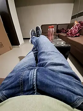 Snapshot of villagb12 chatting on January 17, 3:53 pm villagb12 online show from January 17, 3:53 pm