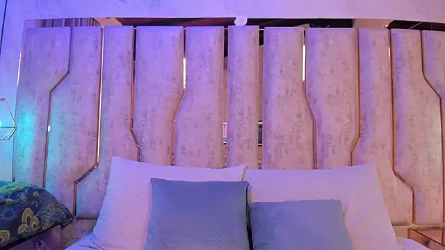 barbara cambels online show from February 7, 7:11 pm