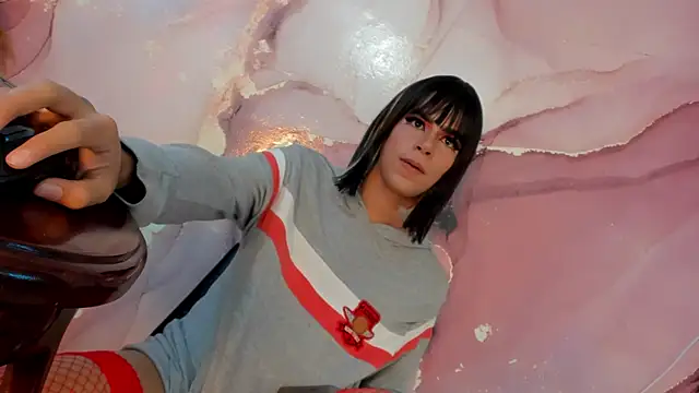 Snapshot of Tiff_Valentine chatting on February 22, 8:18 am Tiff Valentine online show from February 22, 8:18 am