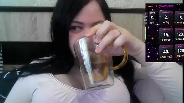 German Eva online show from March 29, 8:05 am