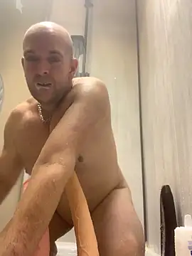 Bigtoyaddict online show from October 26, 4:46 am