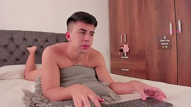 jordanmuskk online show from November 8, 1:36 pm