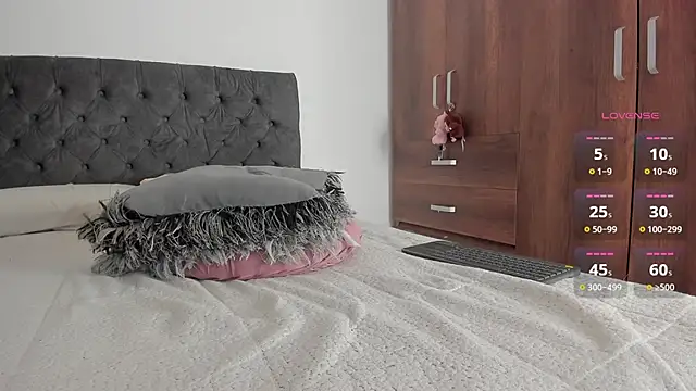 jordanmuskk online show from January 7, 11:32 pm