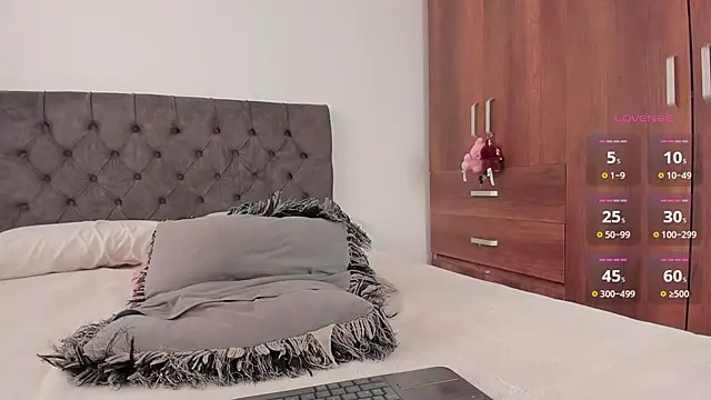 jordanmuskk online show from November 28, 7:36 pm