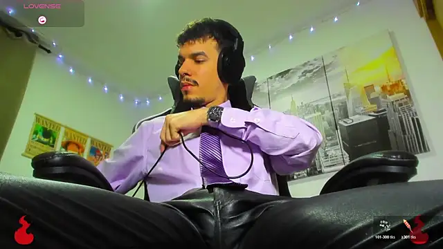 BRAYHAMBROWN online show from October 29, 5:39 am