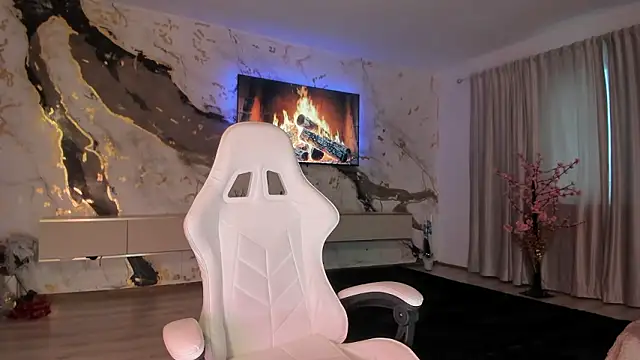 patriciakeys online show from March 28, 4:57 am