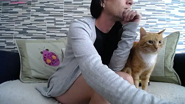 Snapshot of VioletaGomezCo chatting on June 30, 1:33 pm VioletaGomezCo online show from June 30, 1:33 pm
