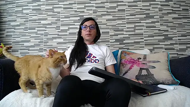 VioletaGomezCo online show from November 12, 2:43 pm