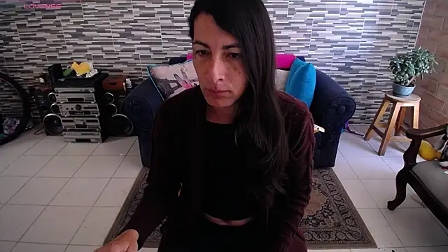 Snapshot of VioletaGomezCo chatting on May 18, 1:16 pm VioletaGomezCo online show from May 18, 1:16 pm