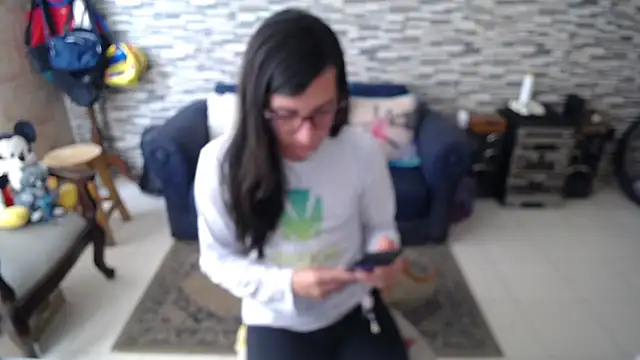 VioletaGomezCo online show from April 7, 5:04 pm