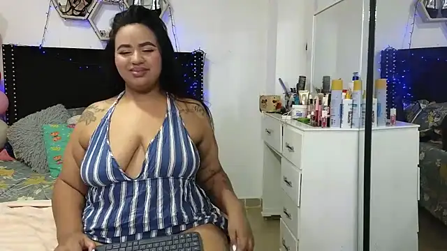 charlotte 077 online show from March 13, 3:00 am