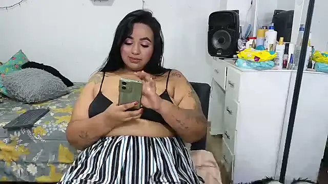 charlotte 077 online show from December 20, 3:20 am