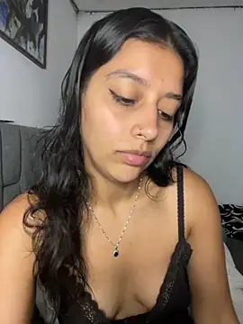 Snapshot of BrittanyDiaz chatting on October 14, 8:42 pm BrittanyDiaz online show from October 14, 8:42 pm
