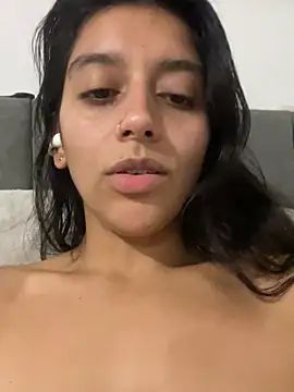 BrittanyDiaz online show from May 26, 7:39 am