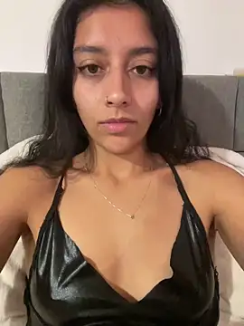 BrittanyDiaz online show from March 18, 6:42 pm