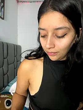 Snapshot of BrittanyDiaz chatting on September 13, 5:46 pm BrittanyDiaz online show from September 13, 5:46 pm