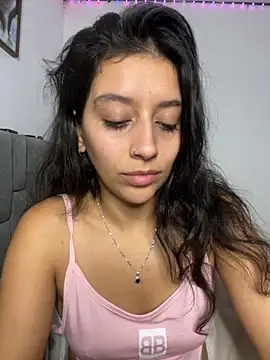 Snapshot of BrittanyDiaz chatting on October 6, 10:32 pm BrittanyDiaz online show from October 6, 10:32 pm