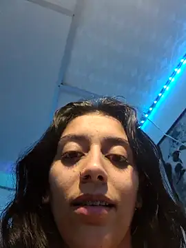 Snapshot of BrittanyDiaz chatting on March 15, 6:10 pm BrittanyDiaz online show from March 15, 6:10 pm