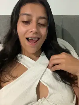 BrittanyDiaz online show from March 16, 9:28 pm