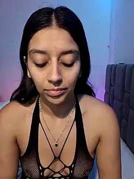 Snapshot of BrittanyDiaz chatting on March 20, 7:14 pm BrittanyDiaz online show from March 20, 7:14 pm
