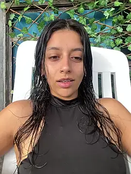 BrittanyDiaz online show from April 9, 9:32 pm