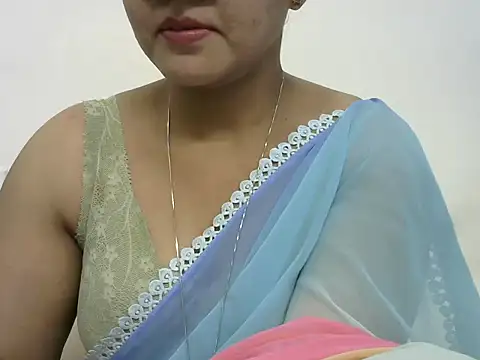 Snapshot of rashmika_reddy chatting on April 29, 5:33 am rashmika reddy online show from April 29, 5:33 am