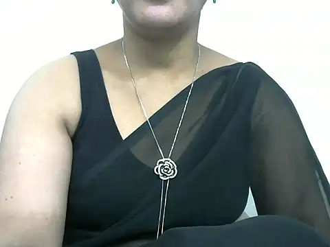 Snapshot of rashmika_reddy chatting on December 23, 5:29 am rashmika reddy online show from December 23, 5:29 am