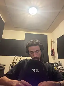 hotcamboy420 online show from November 30, 6:25 am