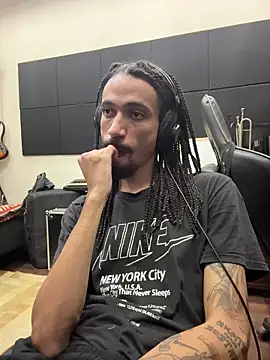 hotcamboy420 online show from February 13, 3:06 am